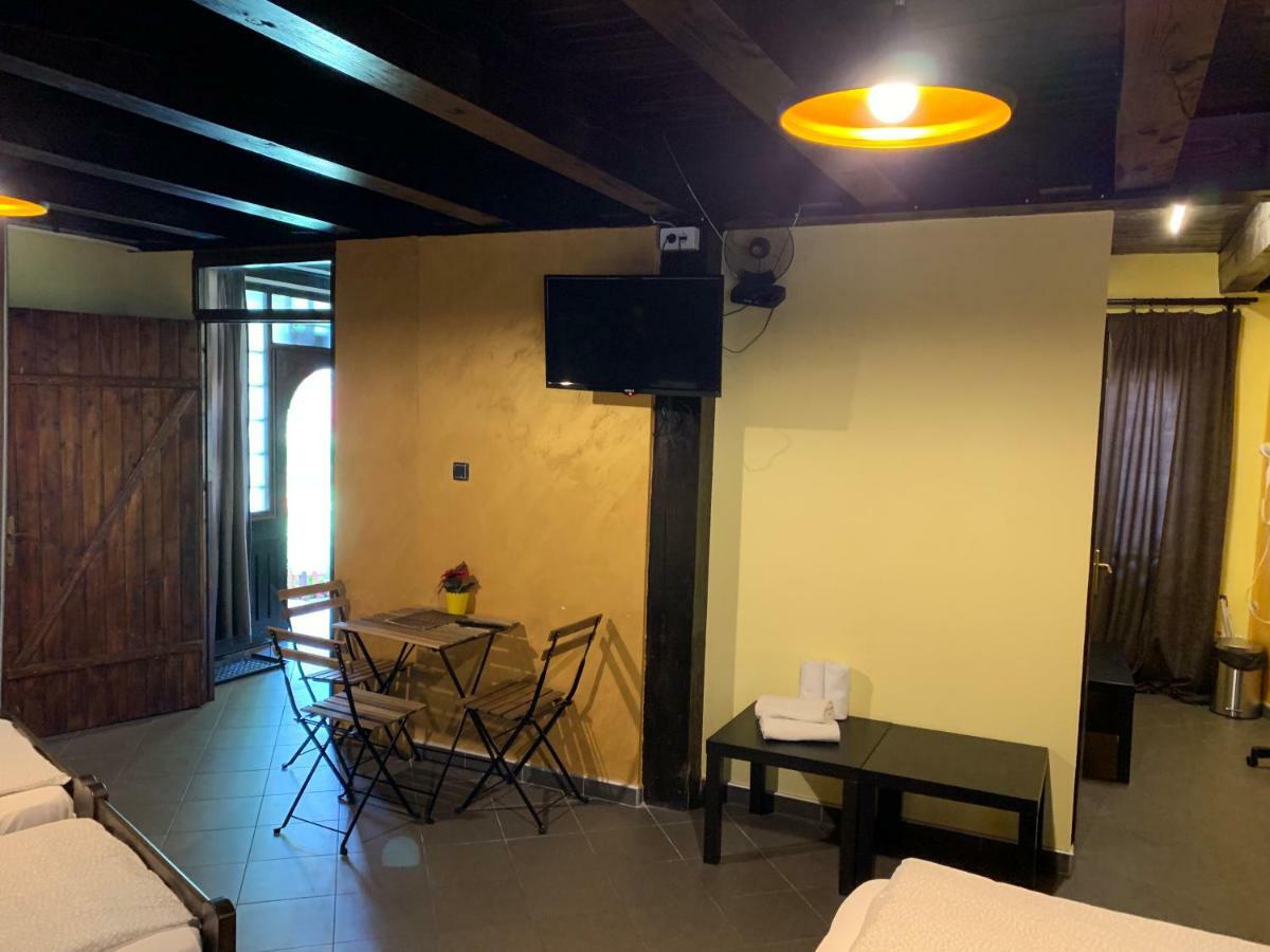 Motel Stari Hrast Markovac Εξωτερικό φωτογραφία